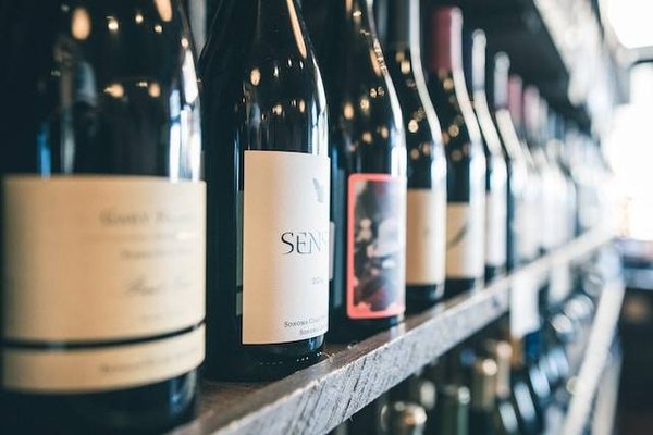 Qu'est-ce que le commerce du vin ?