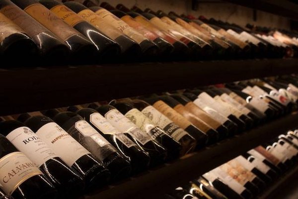 Quelles sont les normes de qualité et de traçabilité du vin ?