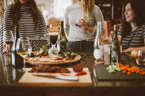 Quelles sont les modalités et les coûts d'inscription à une formation vinicole ?